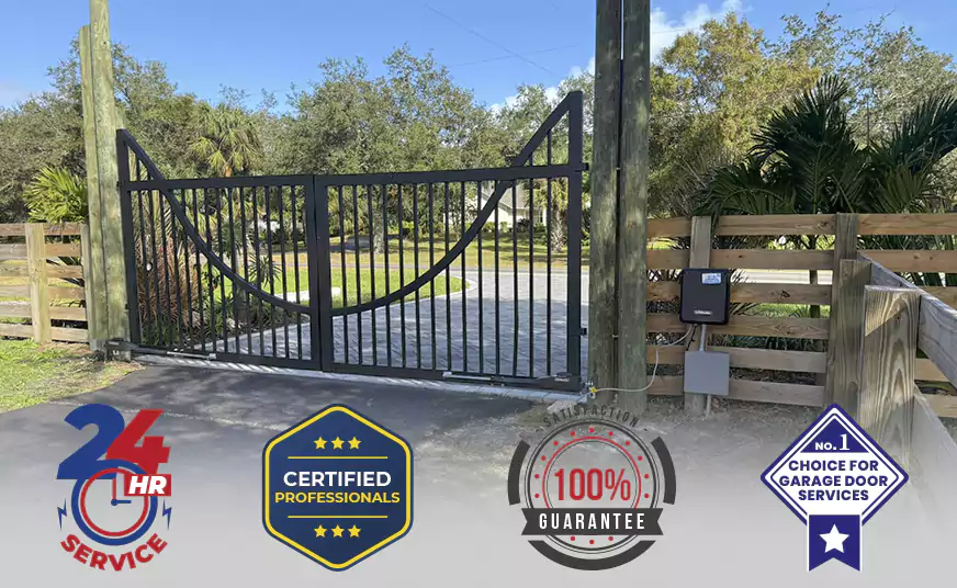 Wrought Iron Fence Repair And Painting in Boca Raton, FL